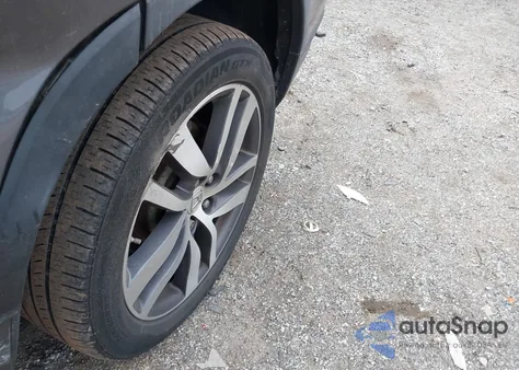 2018 Honda Pilot Elite из США, поврежденный, VIN 5FNYF6H03JB067445